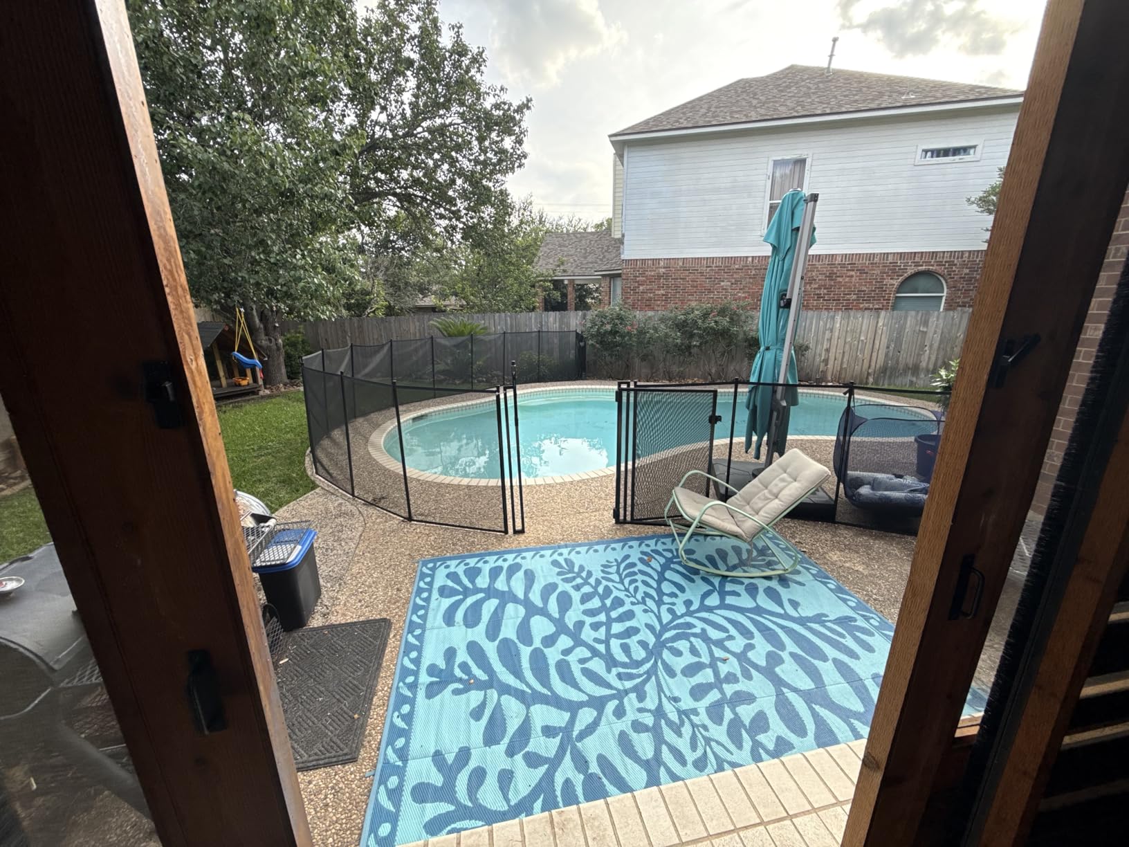 4×48FT Pool Fence, 350gsm Teslin Mesh Pool Safety Fence, Black customer photo 2