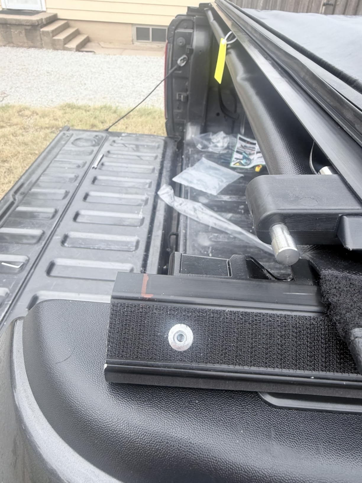 RHOBRA Soft Roll-Up Truck Bed Tonneau Cover for Ford F150 with 5.5ft Bed customer photo 2