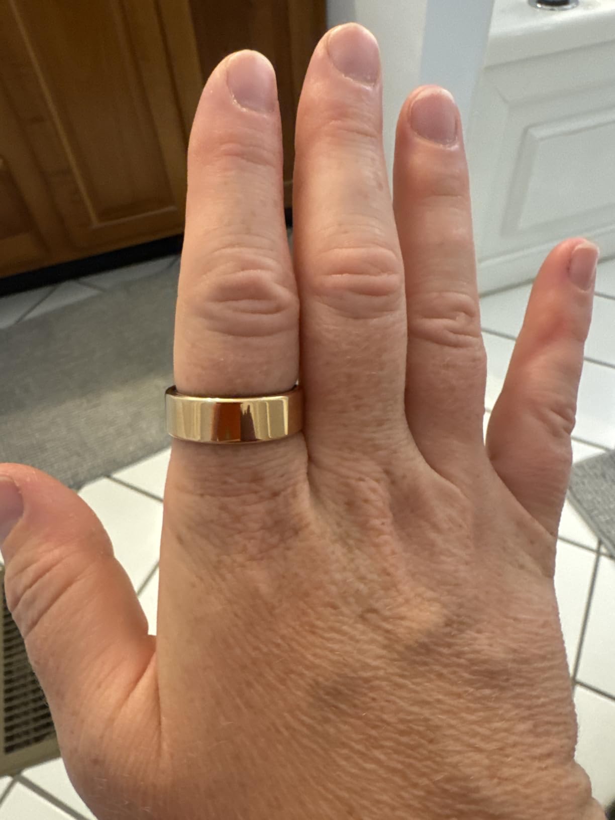 Smart Ring with Sleep Monitoring, Step Counting, Heart Rate, Blood Oxygen for iOS and Android, No Subscription Fee, IP68 Waterproof Health Tracker (Silver, 9) customer photo 1